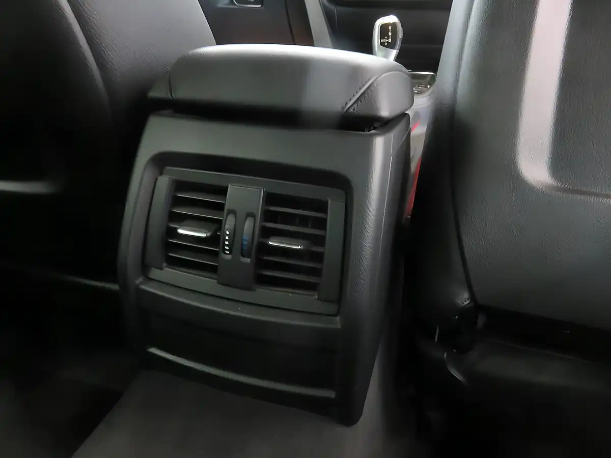 Used 2013 BMW 4 Series M Sport Blue - Interior and Exterior details 19