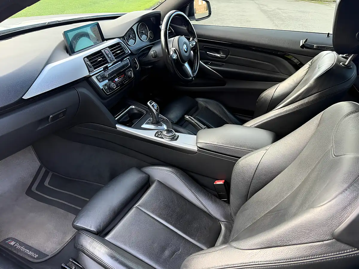 Used 2013 BMW 4 Series M-Sport Coupe White - Interior and Exterior details 15