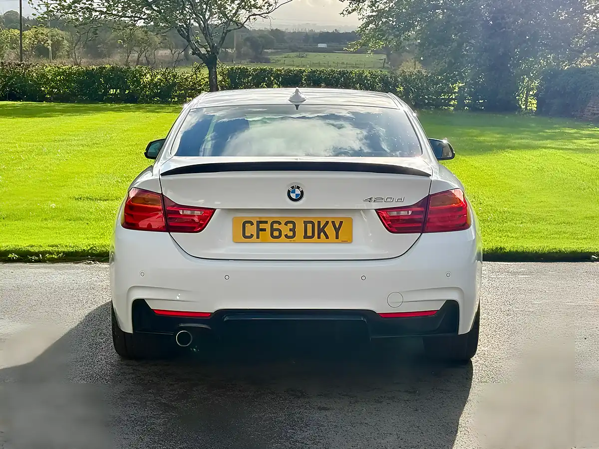 Used 2013 BMW 4 Series M-Sport Coupe White - Interior and Exterior details 5