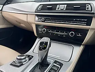 Used 2013 BMW 5 Series M Sport Blue - Interior and Exterior details 10