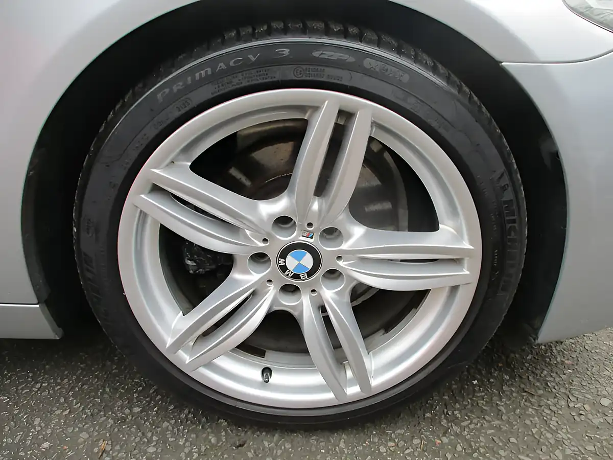 Used 2013 BMW 5 Series M Sport Glacier Silver - Interior and Exterior details 12