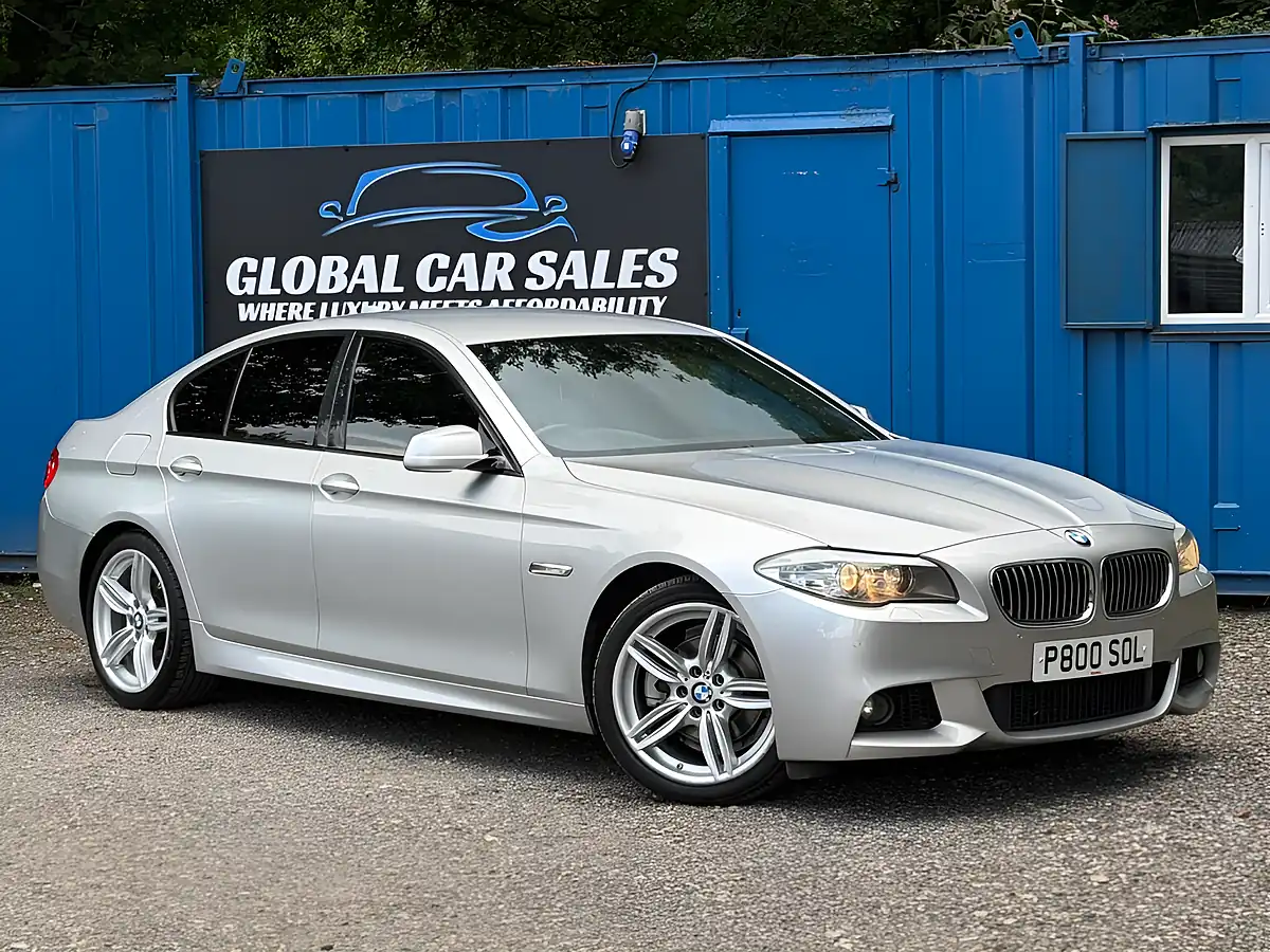 Used 2013 BMW 5 Series M Sport Silver - Front View