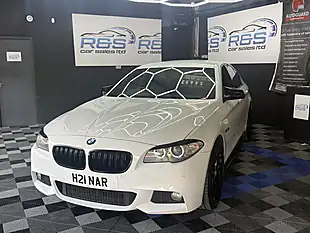 Used 2013 BMW 5 Series M Sport White - Interior and Exterior details 10