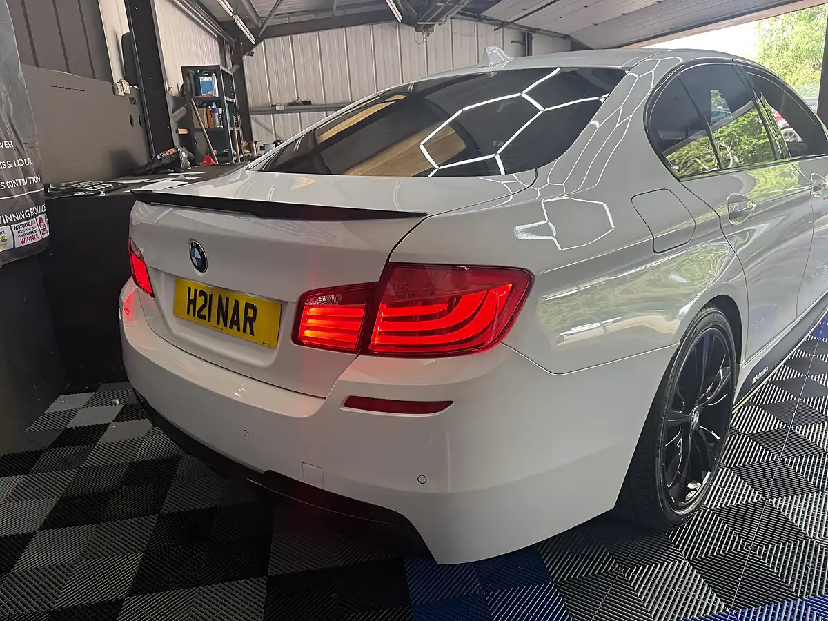 Used 2013 BMW 5 Series M Sport White - Interior and Exterior details 14