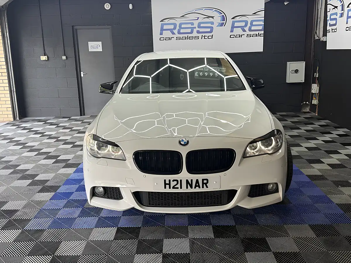 Used 2013 BMW 5 Series M Sport White - Interior and Exterior details 2