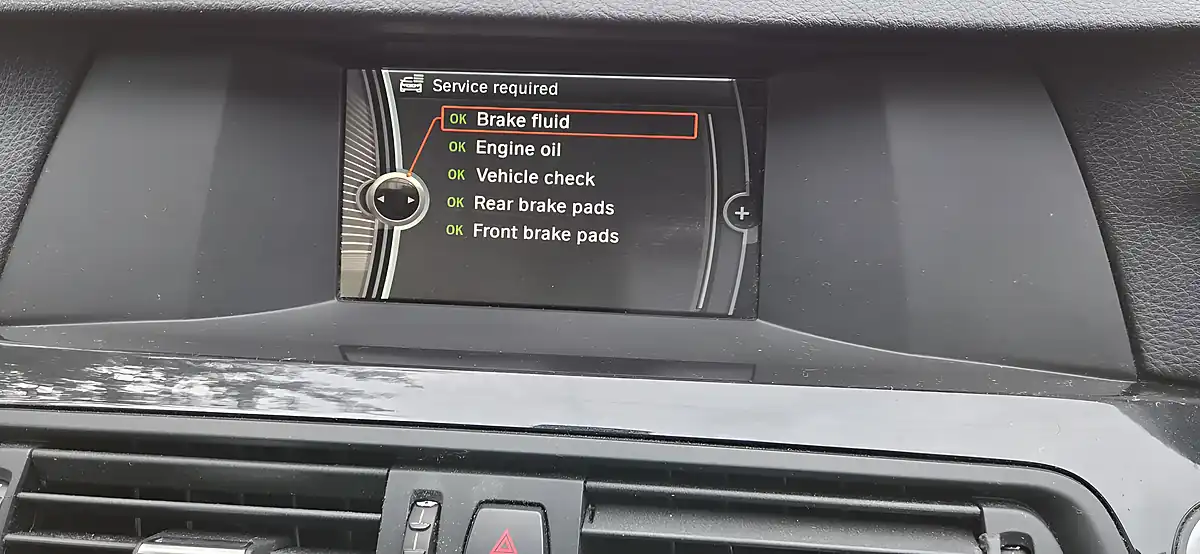 Used 2013 BMW 5 Series Se Grey - Interior and Exterior details 15