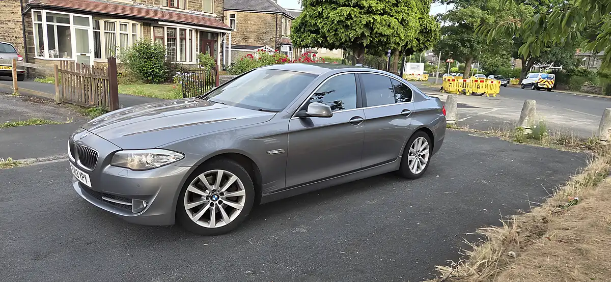Used 2013 BMW 5 Series Se Grey - Interior and Exterior details 6