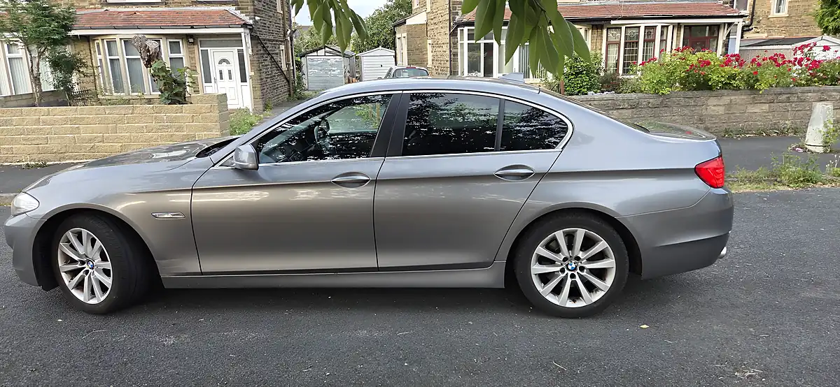 Used 2013 BMW 5 Series Se Grey - Interior and Exterior details 8