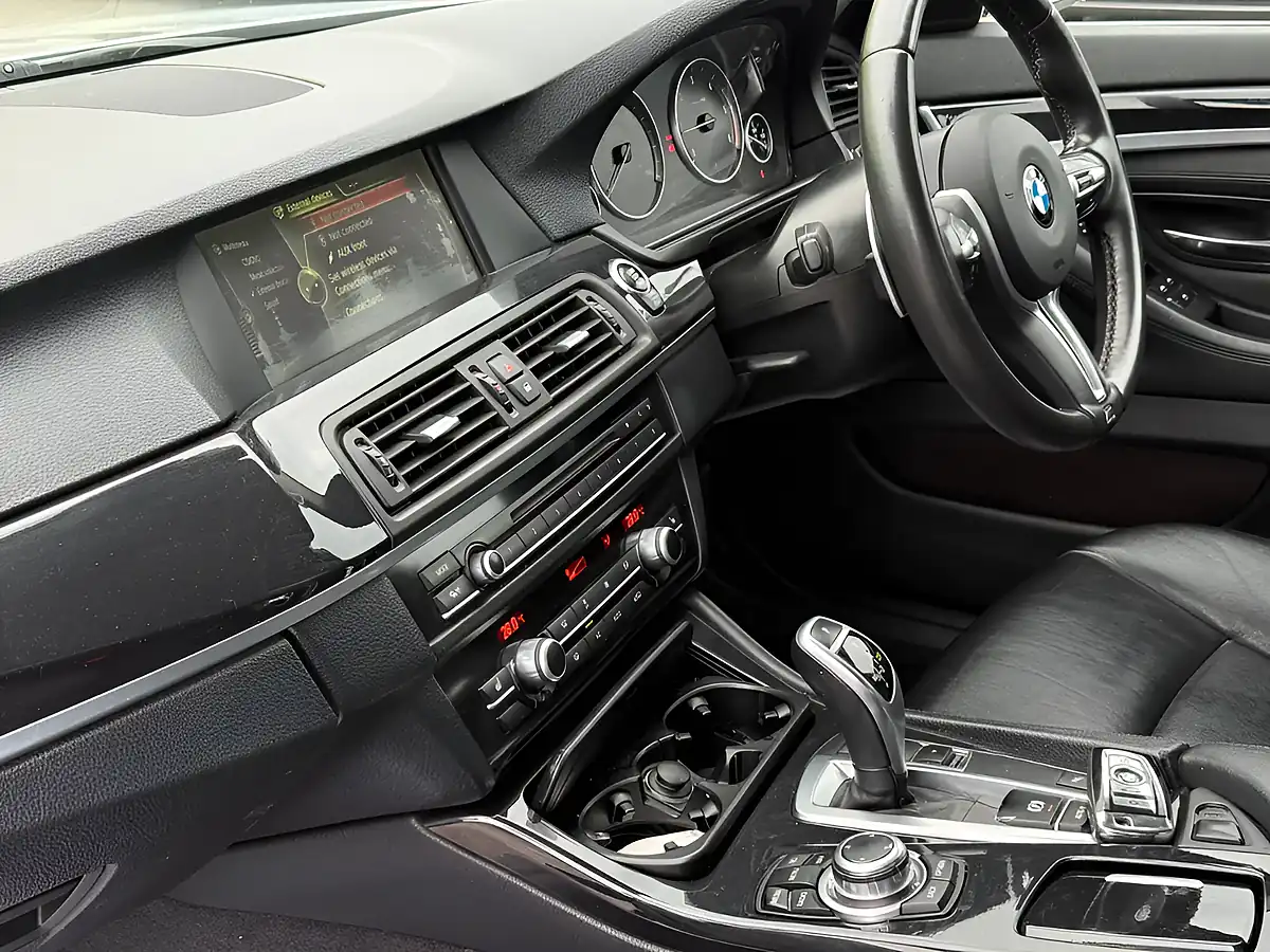 Used 2013 BMW 5 Series Se Silver - Interior and Exterior details 15