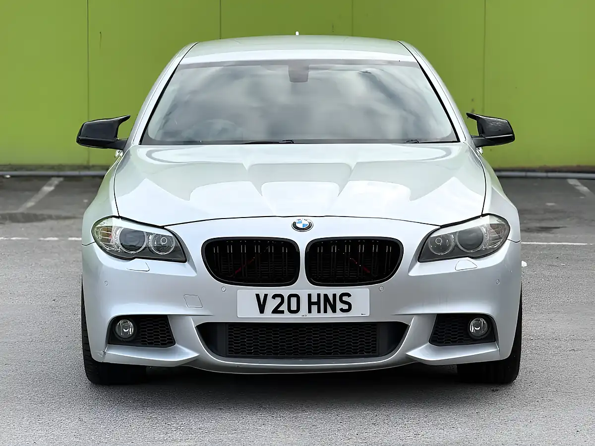 Used 2013 BMW 5 Series Se Silver - Interior and Exterior details 5