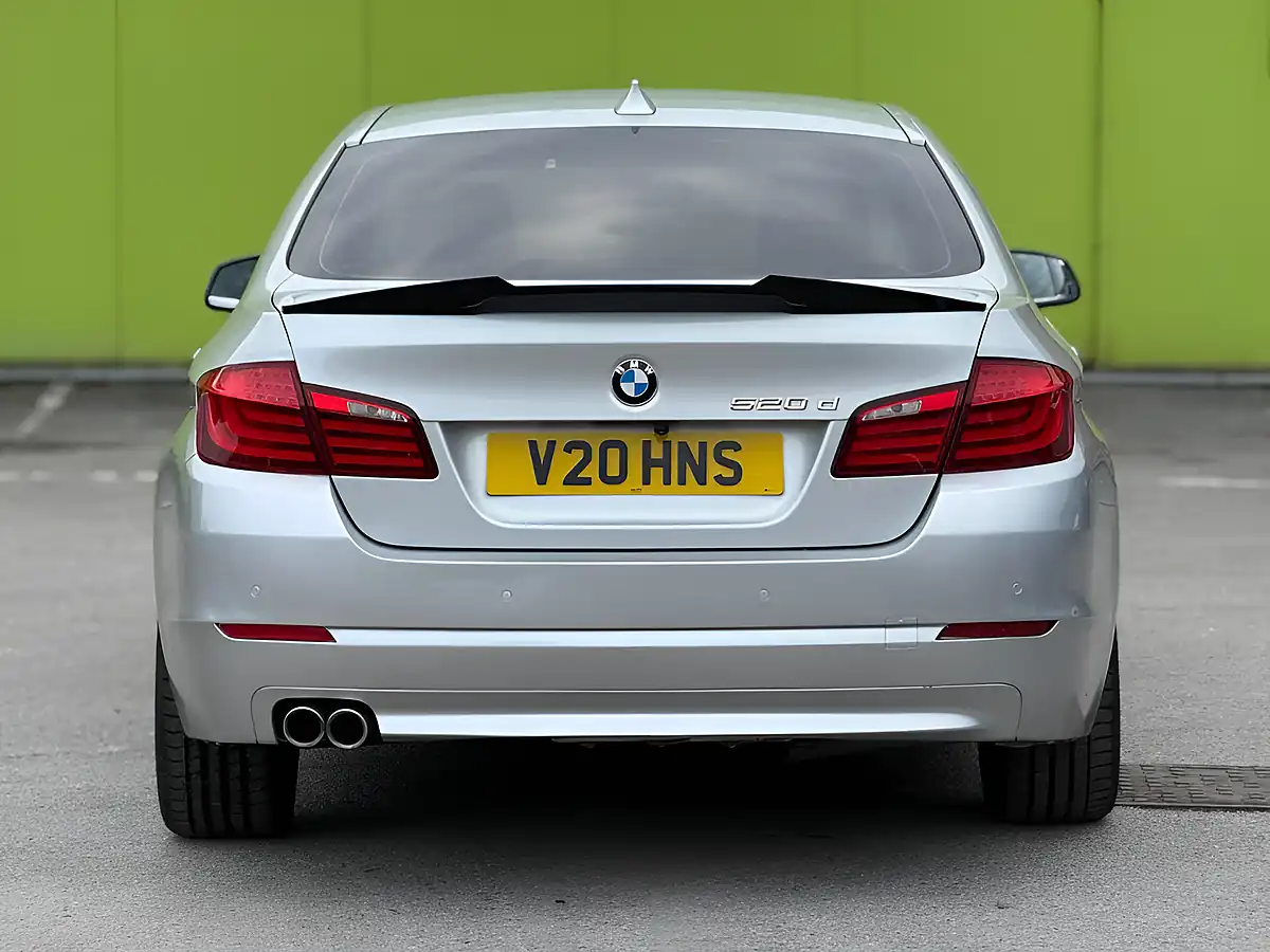 Used 2013 BMW 5 Series Se Silver - Interior and Exterior details 9