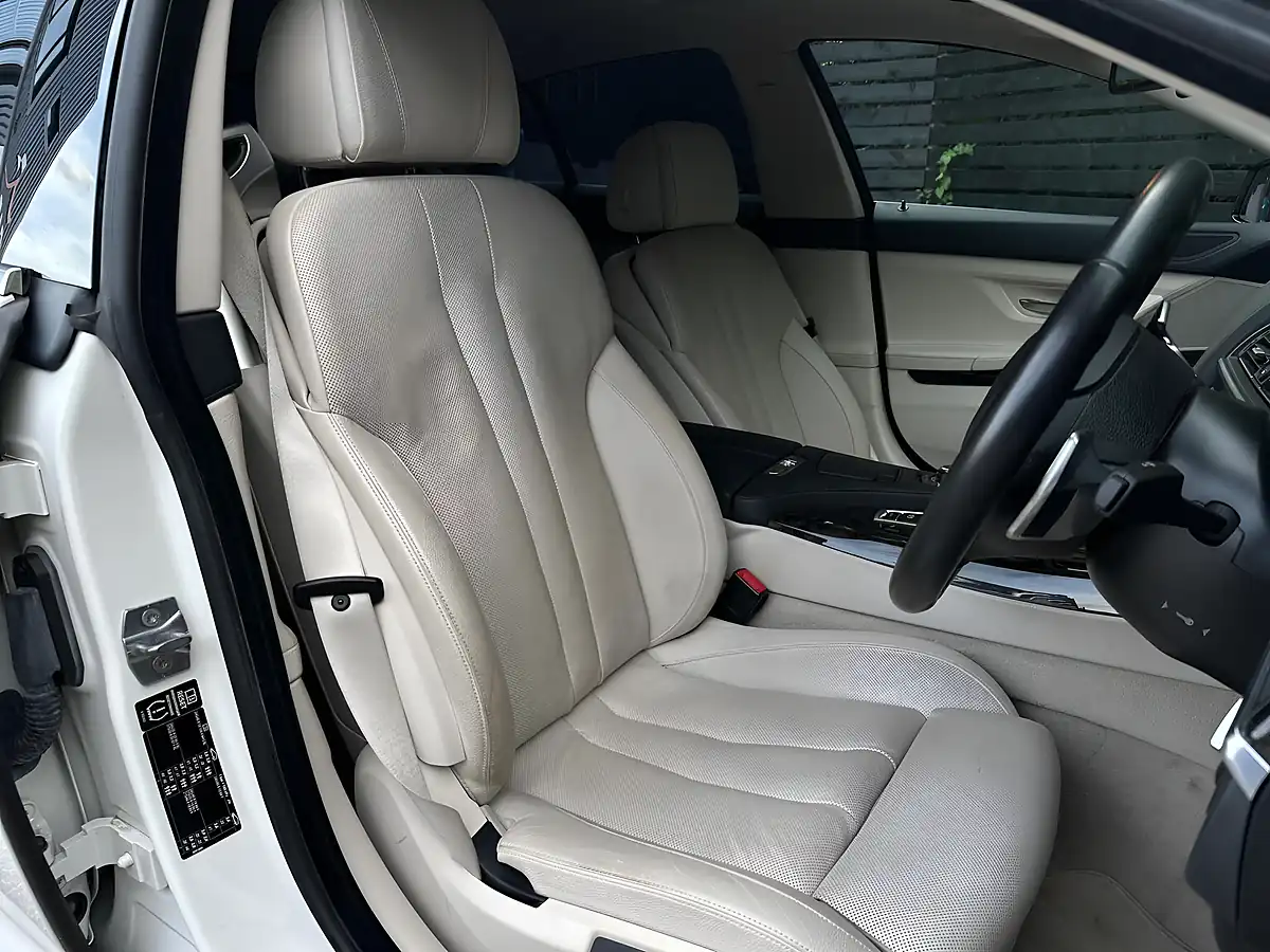 Used 2013 BMW 6 Series Gran Coupe Se White - Interior and Exterior details 7