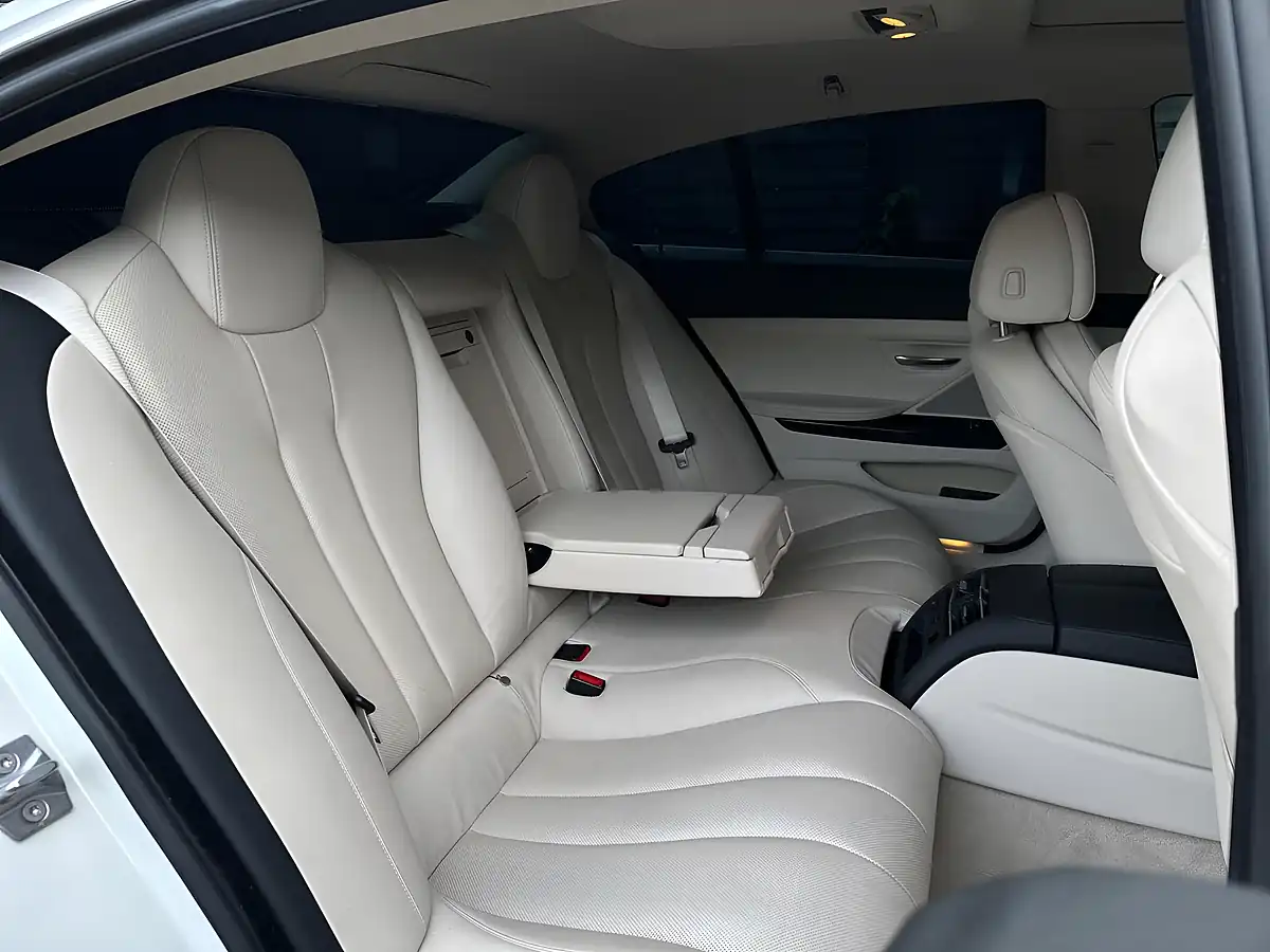 Used 2013 BMW 6 Series Gran Coupe Se White - Interior and Exterior details 8
