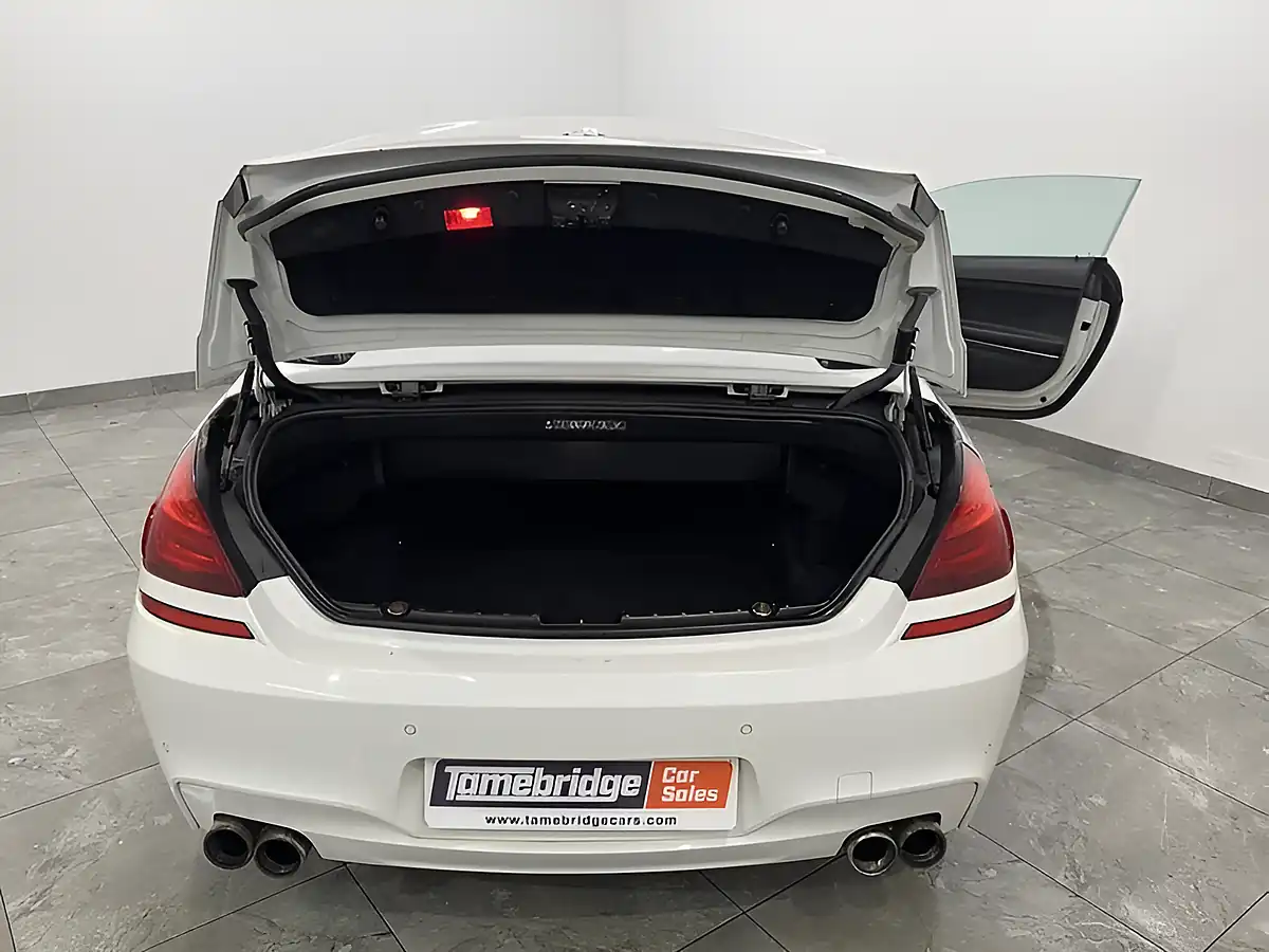 Used 2013 BMW 6 Series M Sport White - Interior and Exterior details 17