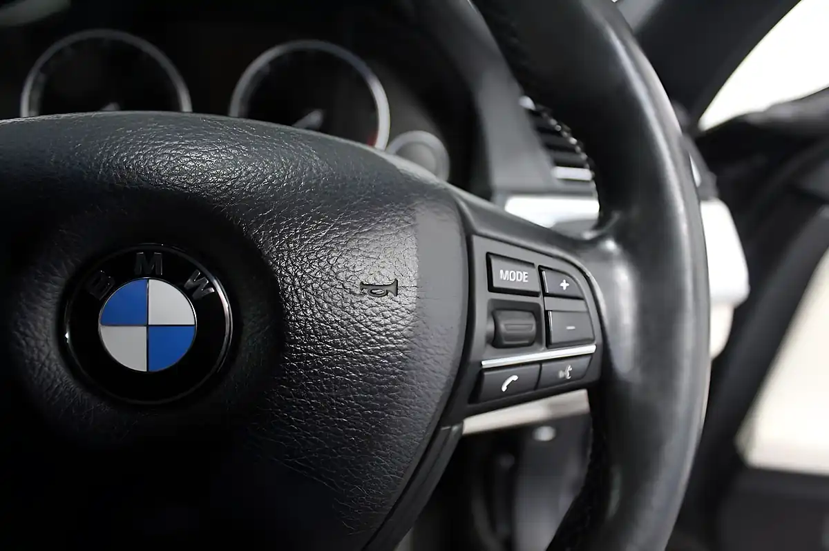 Used 2013 BMW 7 Series M Sport Grey - Interior and Exterior details 17