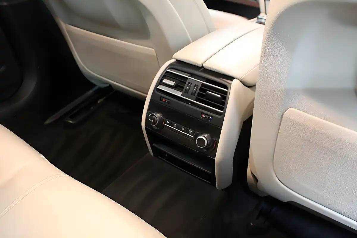 Used 2013 BMW 7 Series M Sport Grey - Interior and Exterior details 19