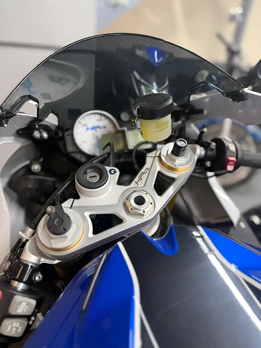 Used 2013 BMW HP4 Multicolour - Interior and Exterior details 5