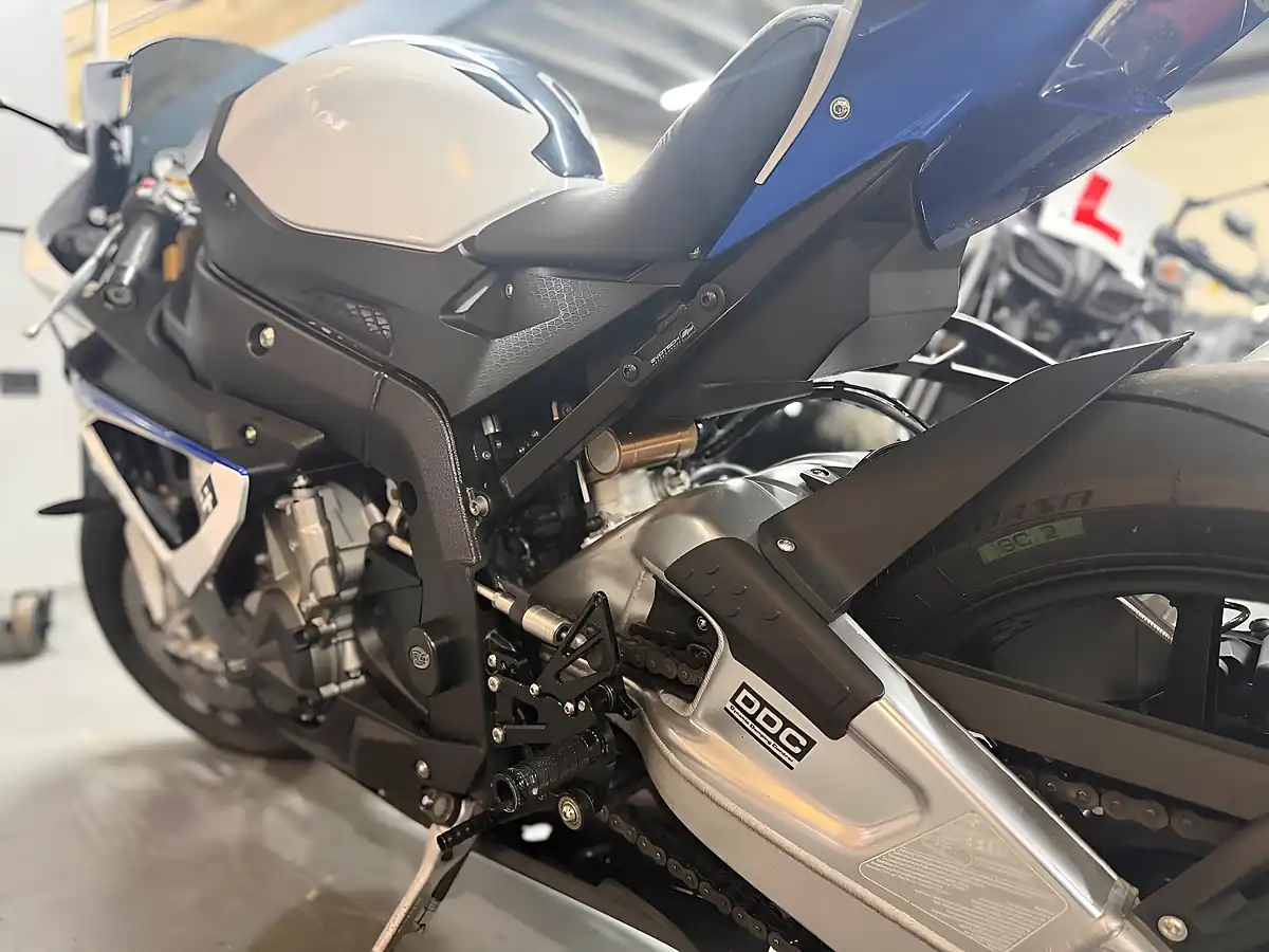 Used 2013 BMW HP4 Multicolour - Interior and Exterior details 9