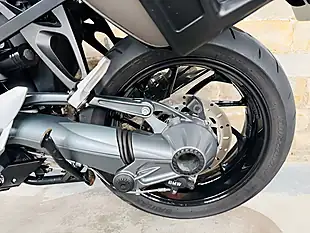 Used 2013 BMW K 1300 S Black - Interior and Exterior details 17