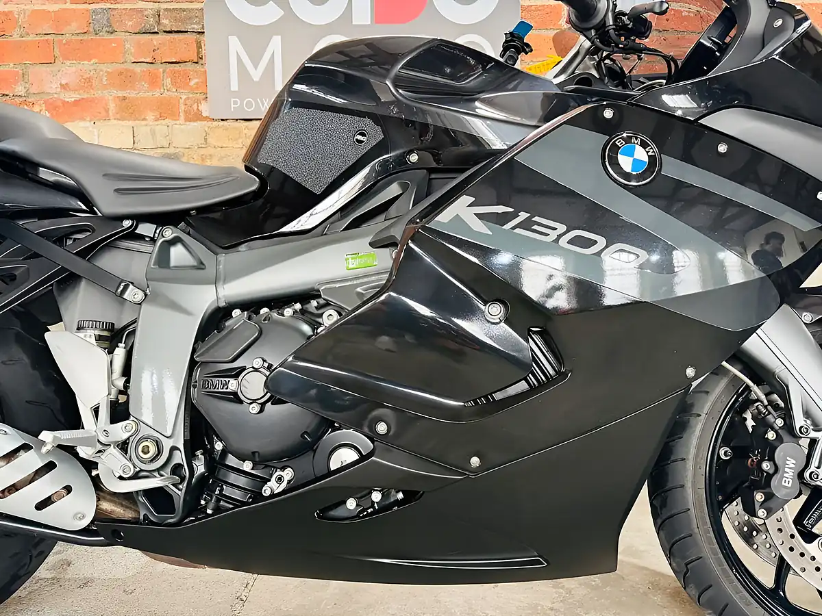 Used 2013 BMW K 1300 S Black - Interior and Exterior details 7