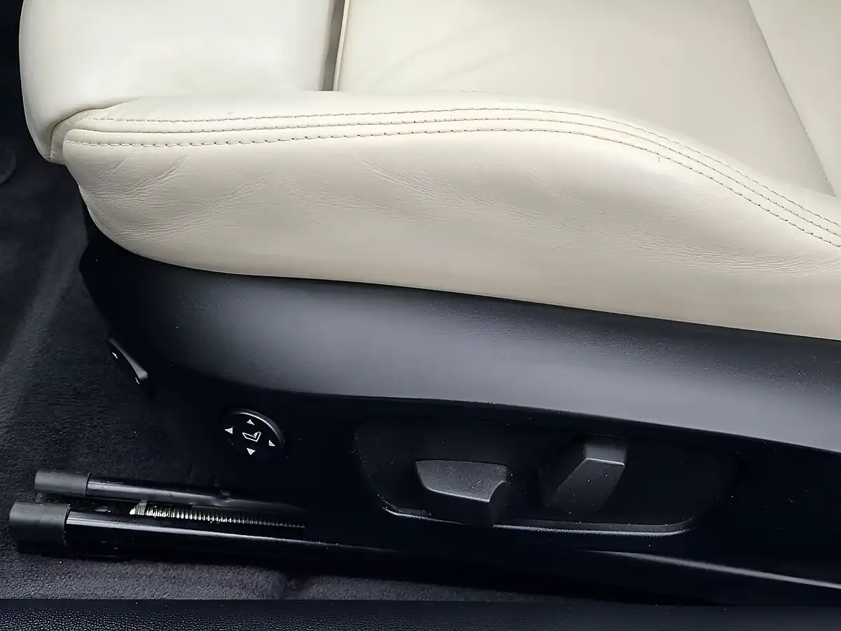 Used 2013 BMW M3 Coupe Grey - Interior and Exterior details 18