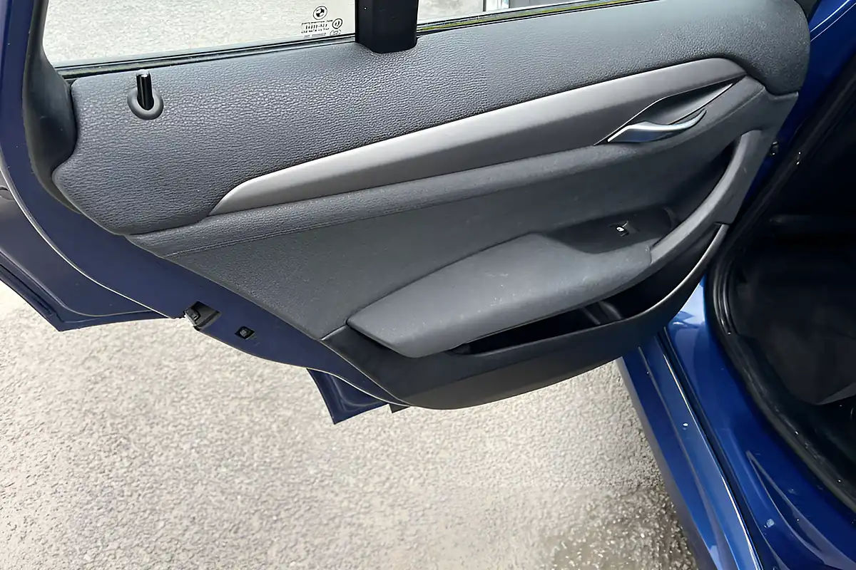 Used 2013 BMW X1 M Sport Blue - Interior and Exterior details 14