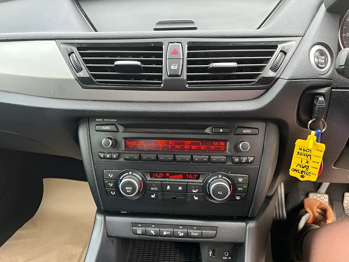 Used 2013 BMW X1 M Sport White - Interior and Exterior details 16