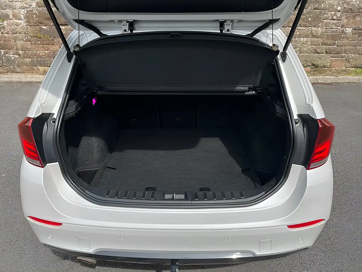 Used 2013 BMW X1 M Sport White - Interior and Exterior details 8