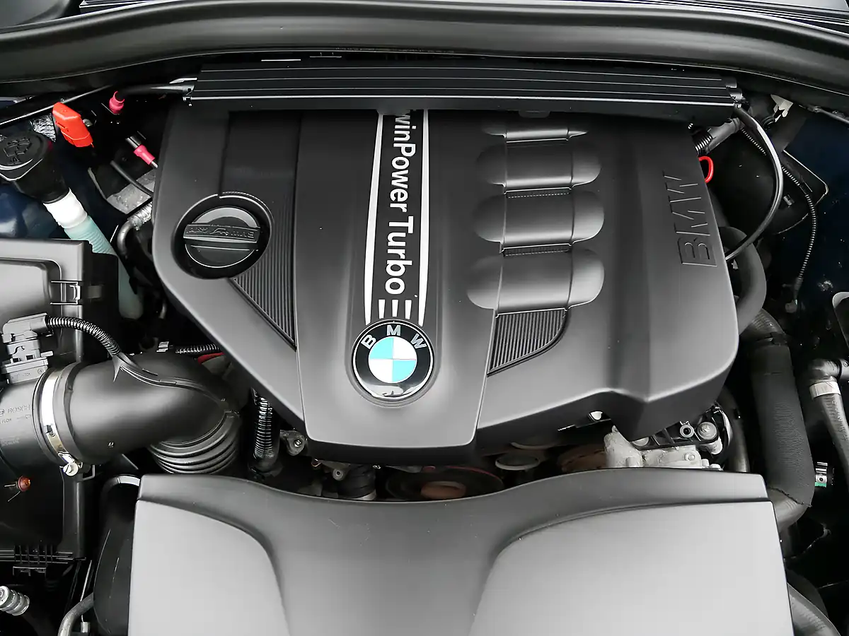 Used 2013 BMW X1 Se Deep Sea Blue - Interior and Exterior details 14