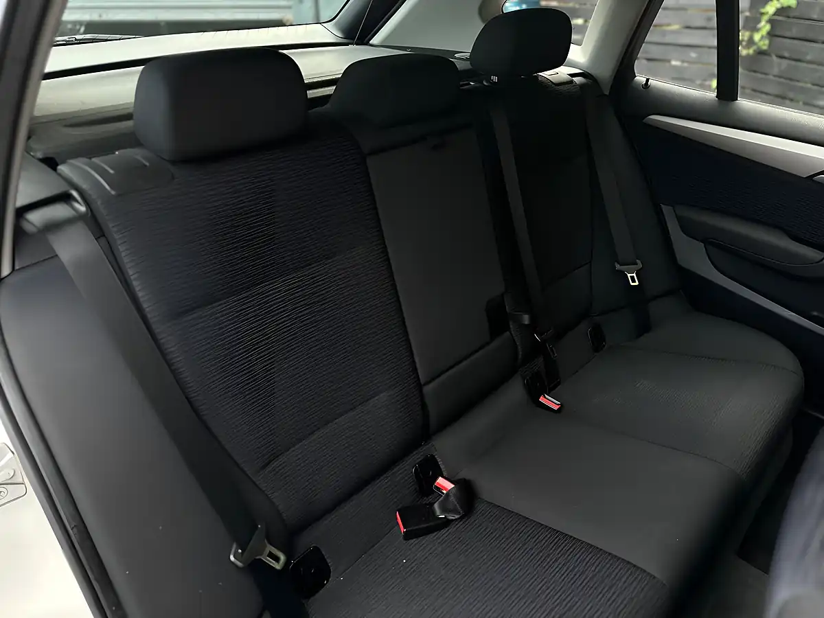 Used 2013 BMW X1 Se White - Interior and Exterior details 8
