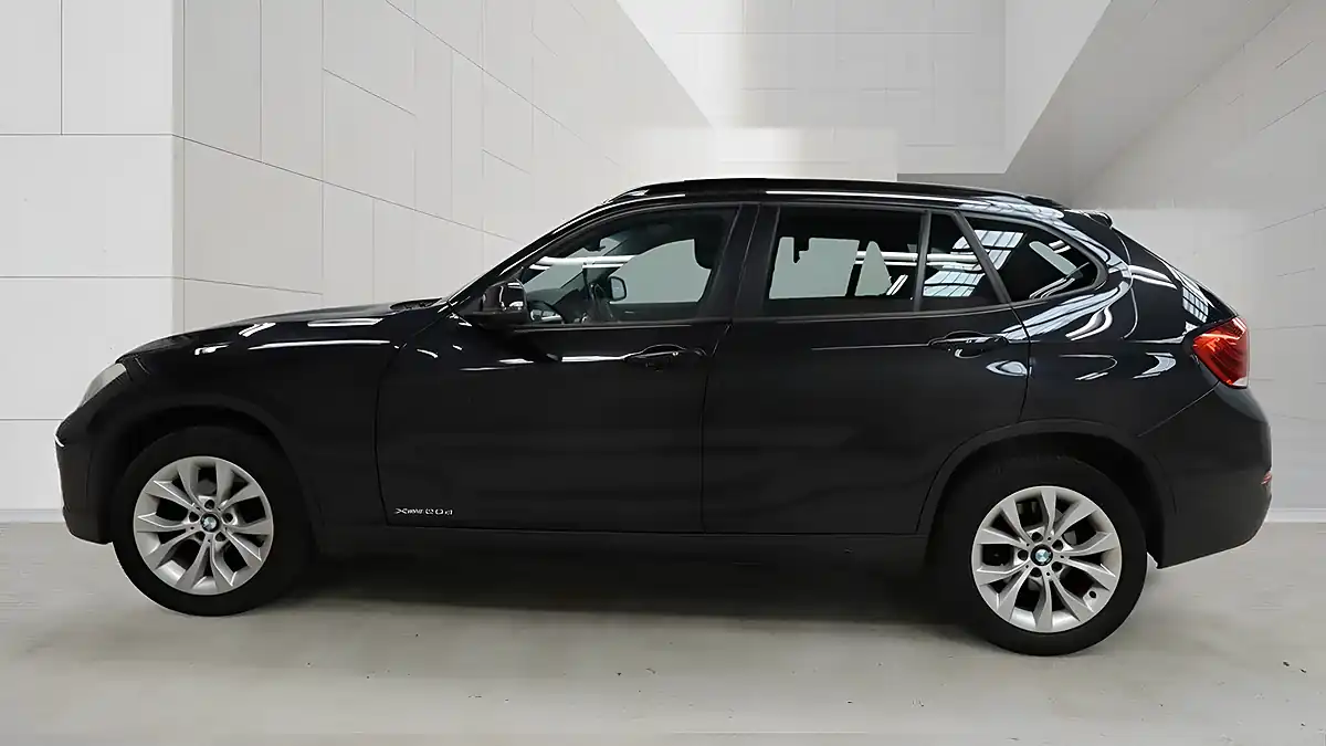 Used 2013 BMW X1 Sport Black - Interior and Exterior details 6