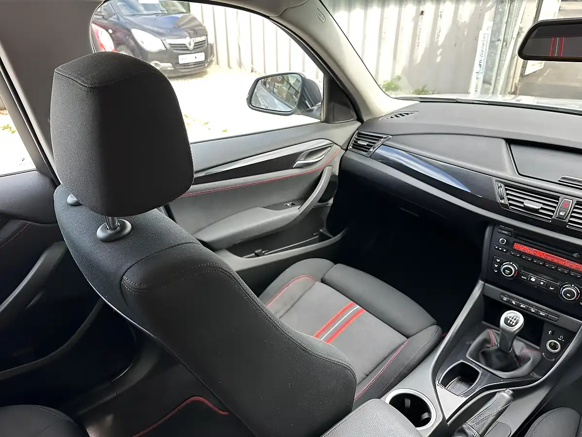 Used 2013 BMW X1 Sport Silver - Interior and Exterior details 3