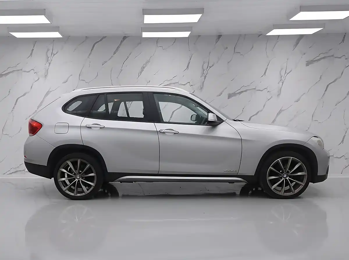 Used 2013 BMW X1 Xline Silver - Interior and Exterior details 8