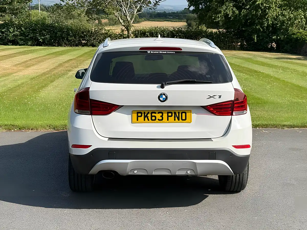 Used 2013 BMW X1 Xline White - Interior and Exterior details 8