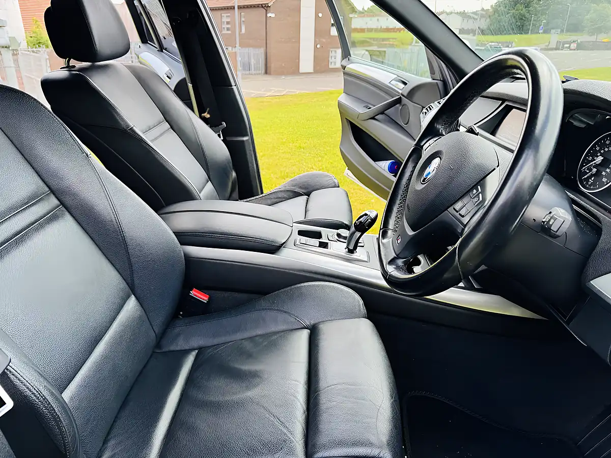 Used 2013 BMW X5 M Sport White - Interior and Exterior details 15