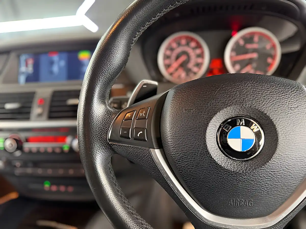 Used 2013 BMW X6 Alpine White - Interior and Exterior details 20