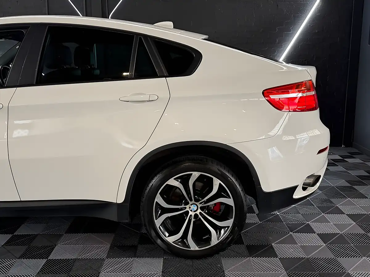 Used 2013 BMW X6 Alpine White - Interior and Exterior details 4