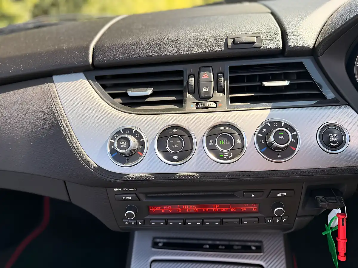 Used 2013 BMW Z4 M Sport Melbourne Red - Interior and Exterior details 15