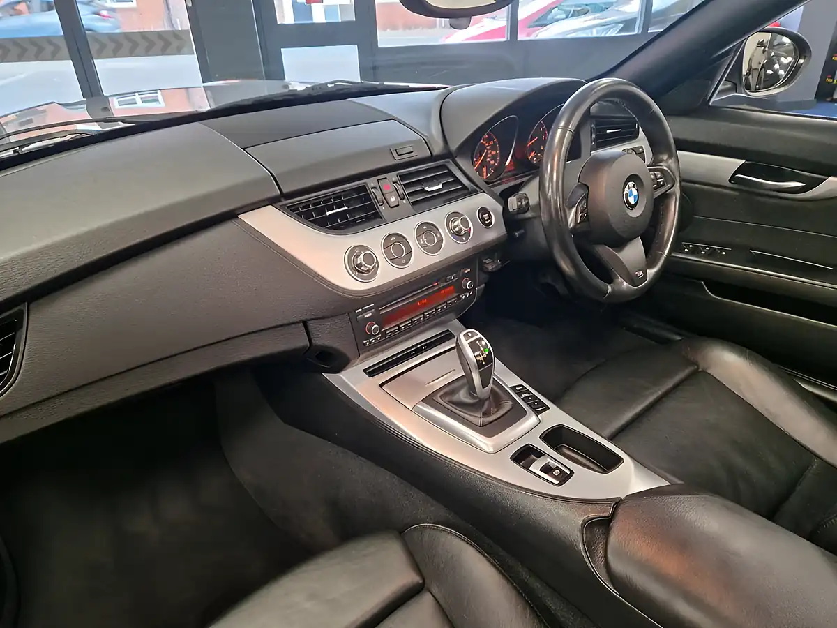 Used 2013 BMW Z4 M Sport Silver - Interior and Exterior details 17