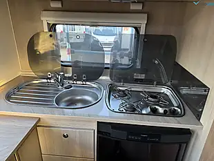 Used 2013 Burstner Ixeo Time 595 White - Interior and Exterior details 11
