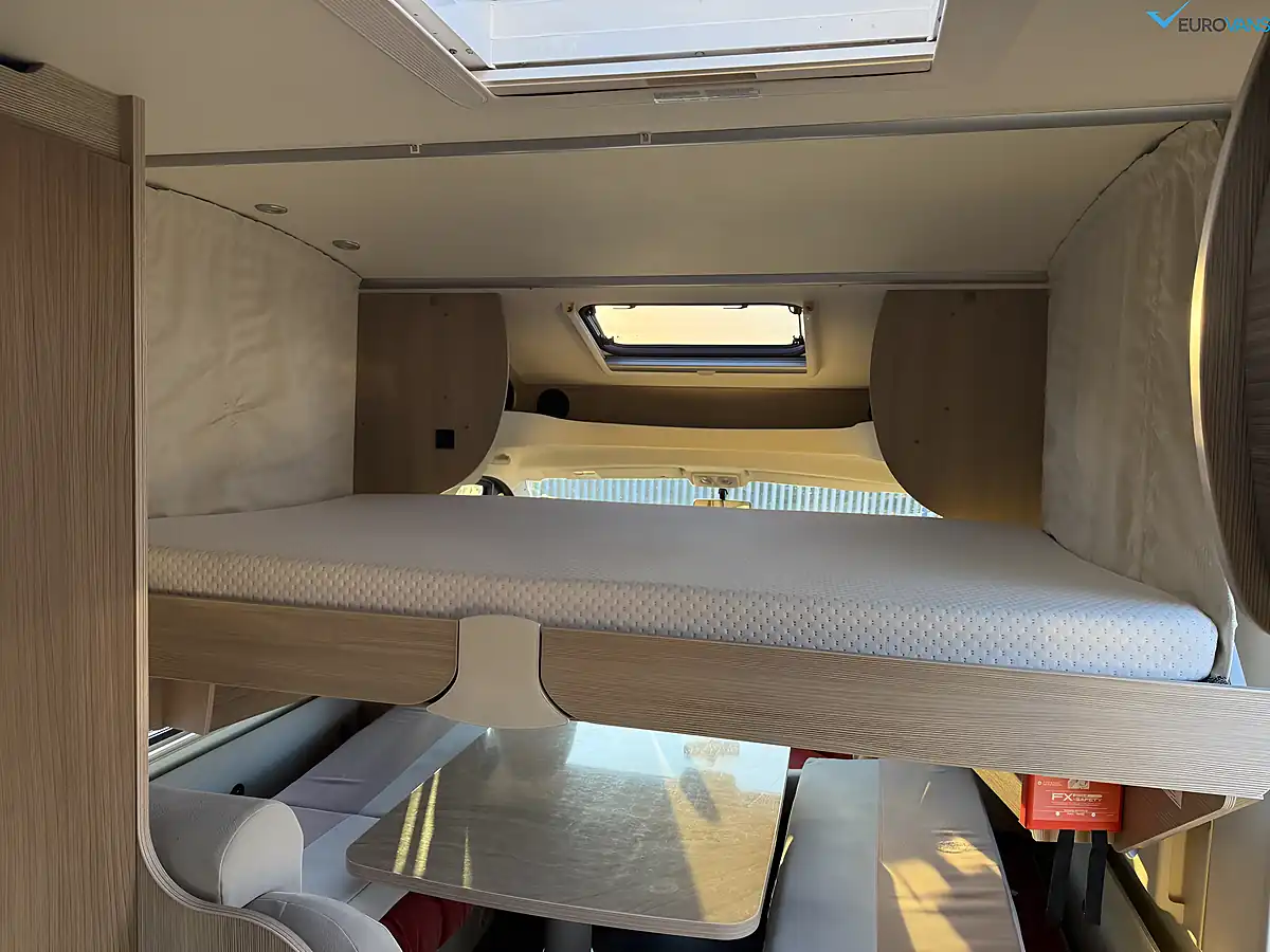 Used 2013 Burstner Ixeo Time 595 White - Interior and Exterior details 13