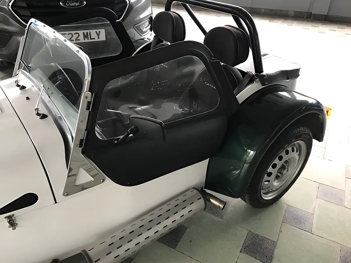 Used 2013 Caterham Seven 7S Powder White - Interior and Exterior details 15