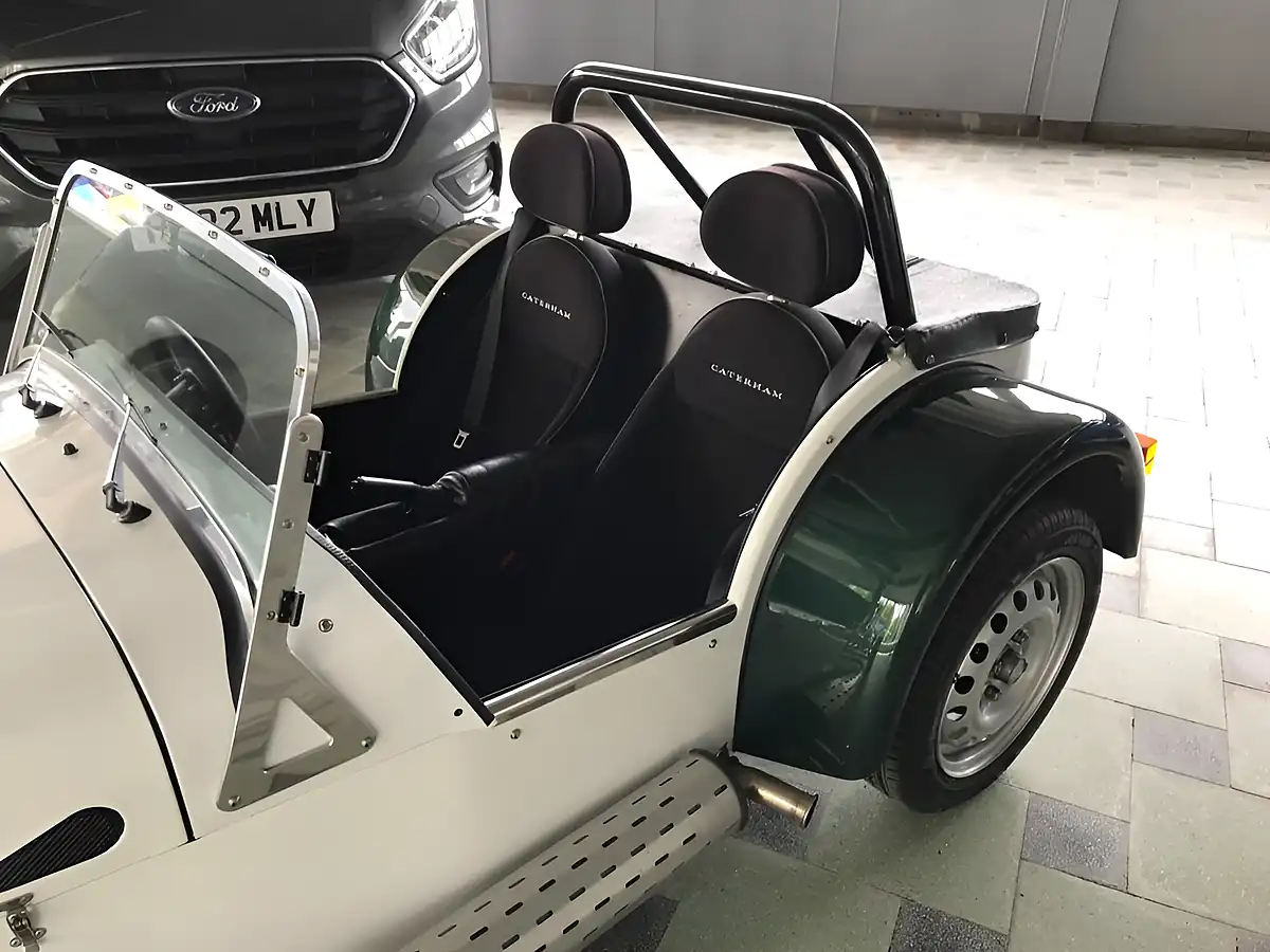Used 2013 Caterham Seven 7S Powder White - Interior and Exterior details 16