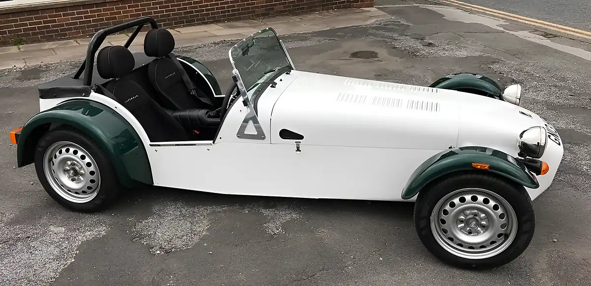 Used 2013 Caterham Seven 7S Powder White - Interior and Exterior details 3