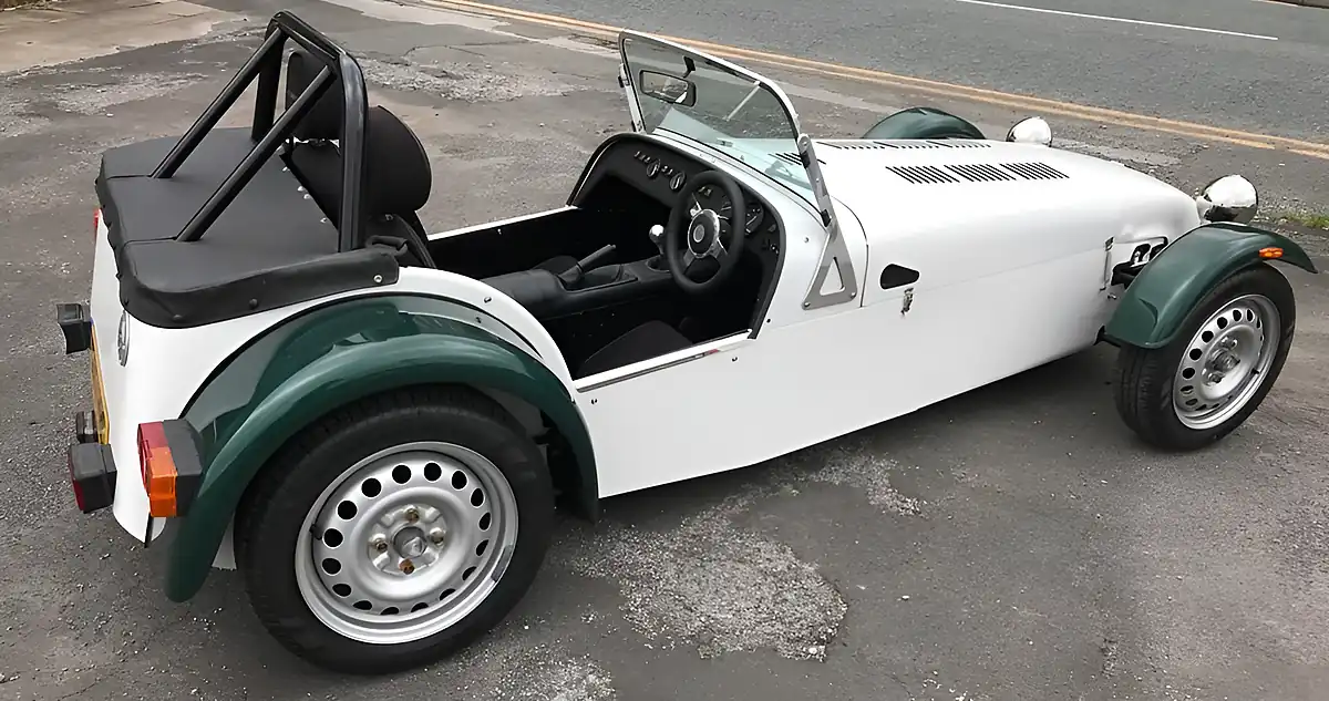 Used 2013 Caterham Seven 7S Powder White - Interior and Exterior details 5