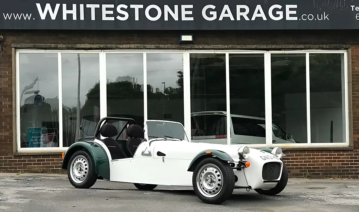 Used 2013 Caterham Seven 7S Powder White - Interior and Exterior details 9