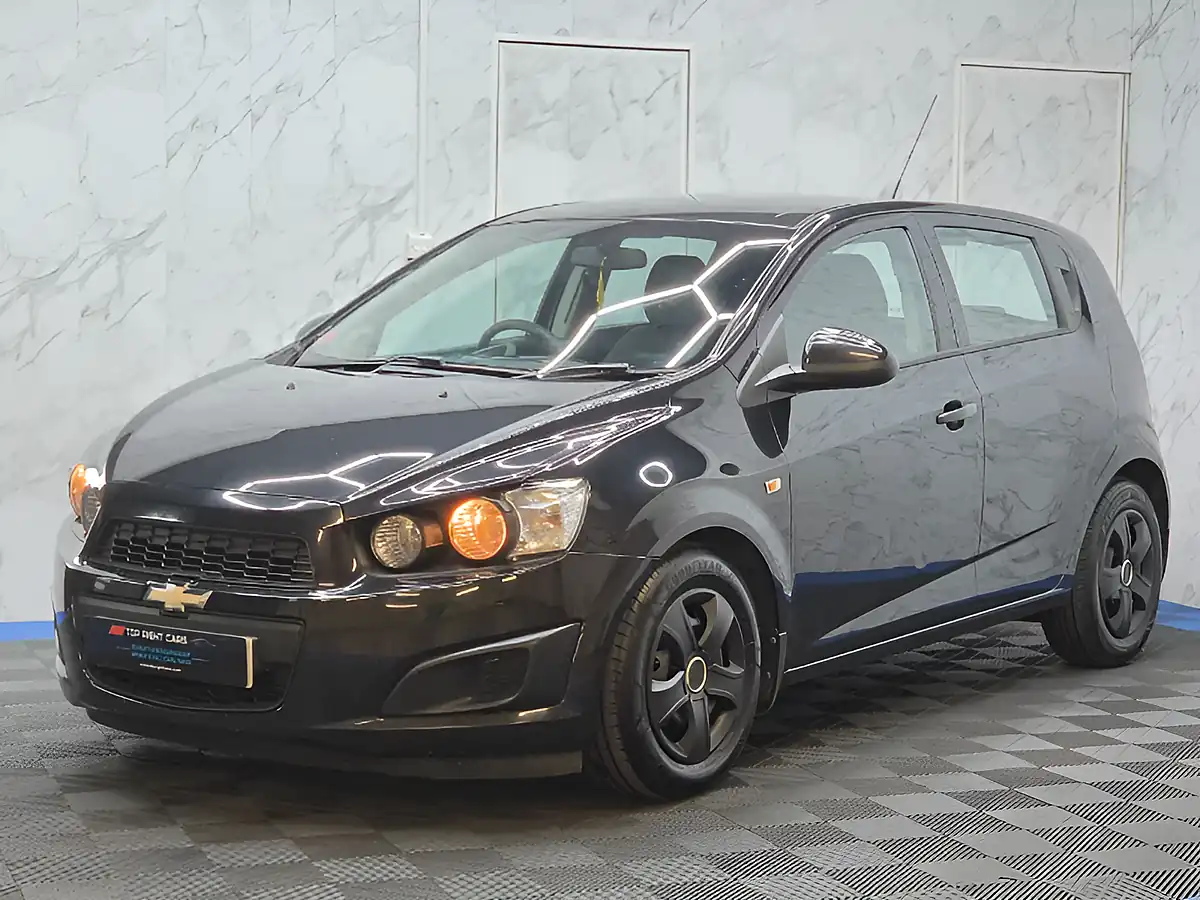 Used 2013 Chevrolet Aveo Ls Black - Interior and Exterior details 3