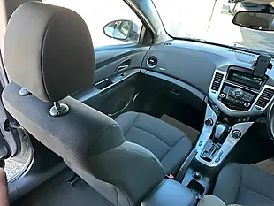 Used 2013 Chevrolet Cruze Lt Silver - Interior and Exterior details 3