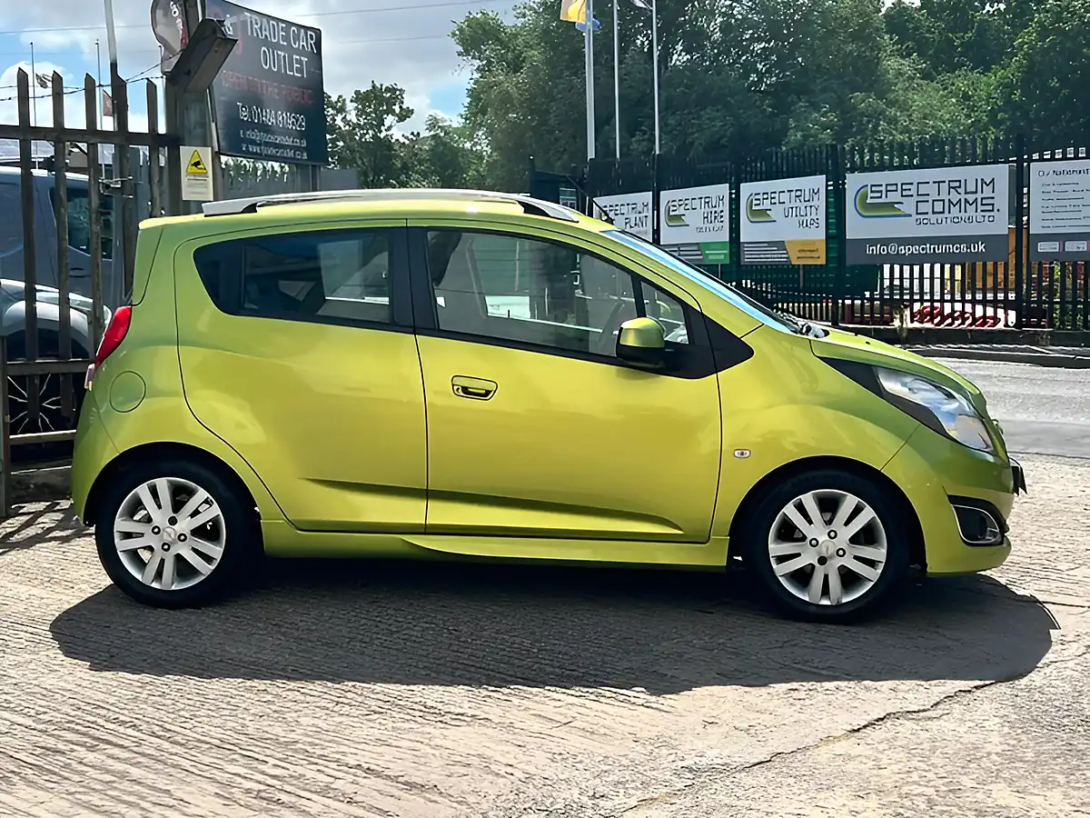 Used 2013 Chevrolet Spark Ltz Green - Interior and Exterior details 10