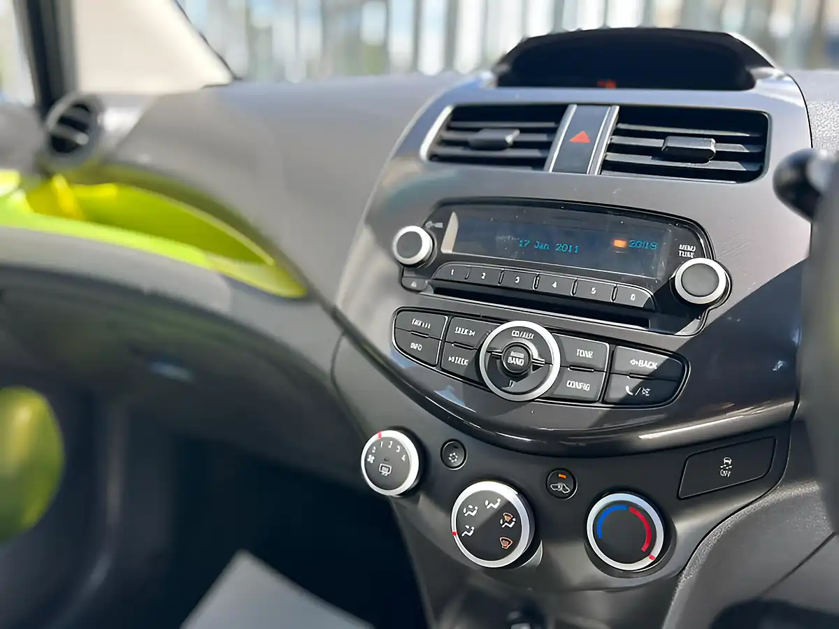 Used 2013 Chevrolet Spark Ltz Green - Interior and Exterior details 15